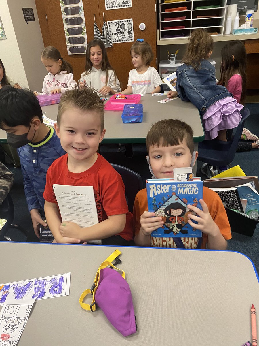 MrsRTinyHumans's tweet photo. Book Buddies with Mrs. Figards’ class! #hmeproud #mrsrogerstinyhumans https://t.co/pTqWjuMRff