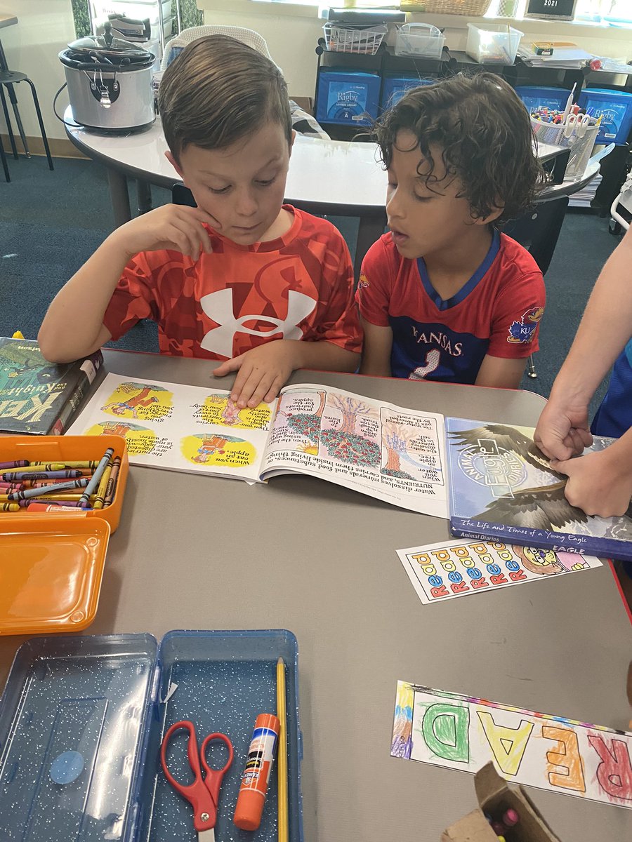 Book Buddies with Mrs. Figards’ class! #hmeproud #mrsrogerstinyhumans