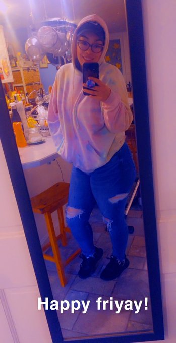 Happy friyay! Ready to get this 🤑 https://t.co/8lM1goL0YA<a href="/tag/thick"class="tags"><span>#thick</span></a><a href="/tag/curvygirl"class="tags"><span>#curvygirl</span></a><a href="/tag/girlswithglasses"class="tags"><span>#girlswithglasses</span></a>