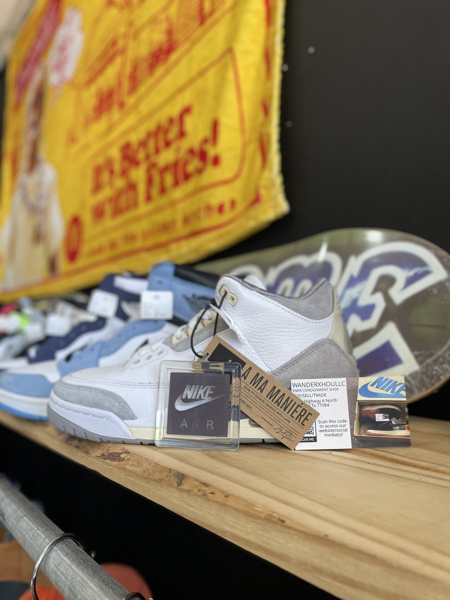 wanderxhou's tweet image. New inventory in come shop with us today we’re open 12-8pm