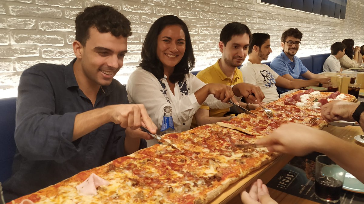 Uno de nuestros galardonados celebrando su premio!!