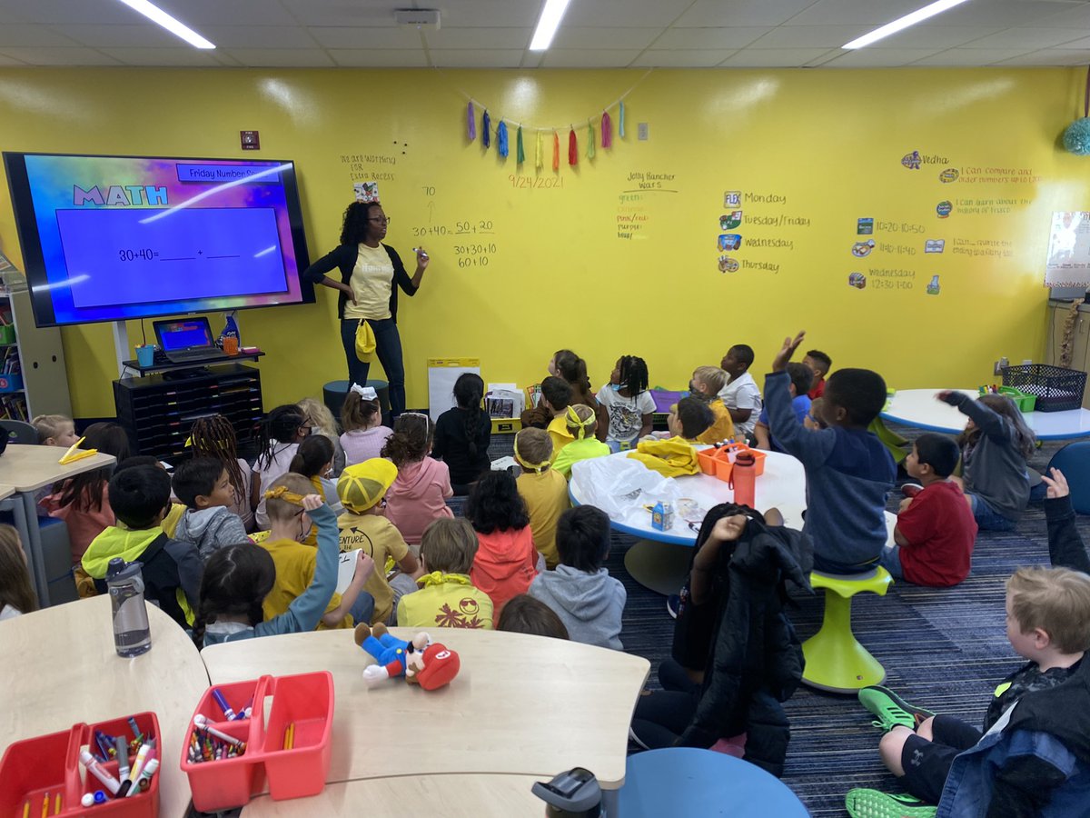 glitterteacher1's tweet photo. Watching my student teacher command the room with 40 second graders is the most rewarding thing! Math with @MsDouglas28 class was so much fun, so many strategies &amp; different ways to solve a problem! #RogersFrisco21 https://t.co/KHYyCwGtOG