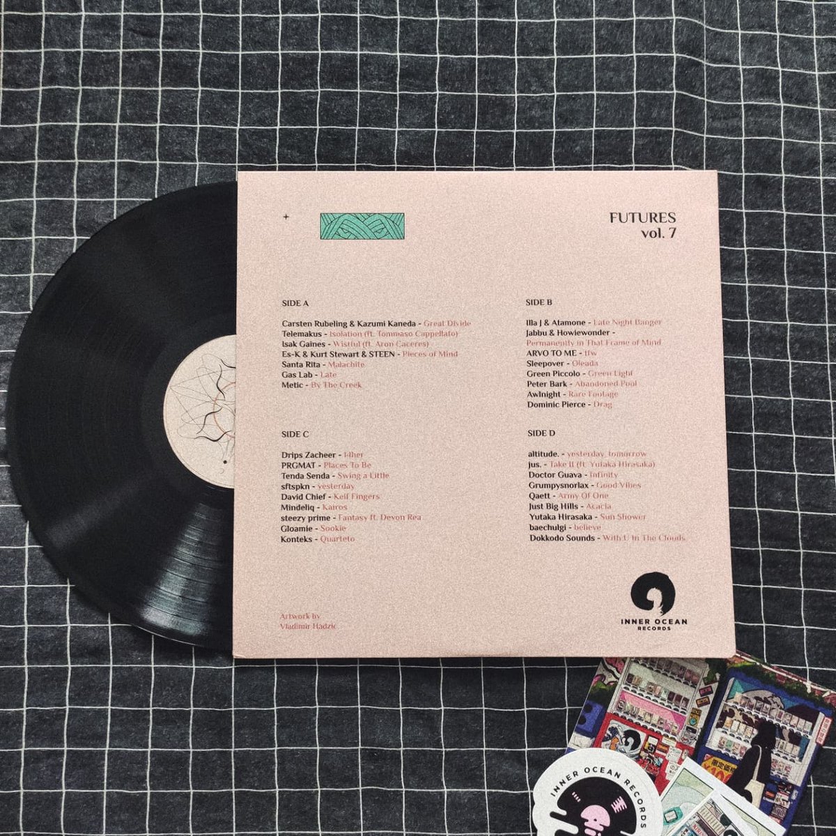 Always such an exceptional mood listening to my own stuff on wax, this time thanks to <a href="/inner_ocean/">YUKO</a> 🥰🥰

inneroceanrecords.bandcamp.com/album/futures-…