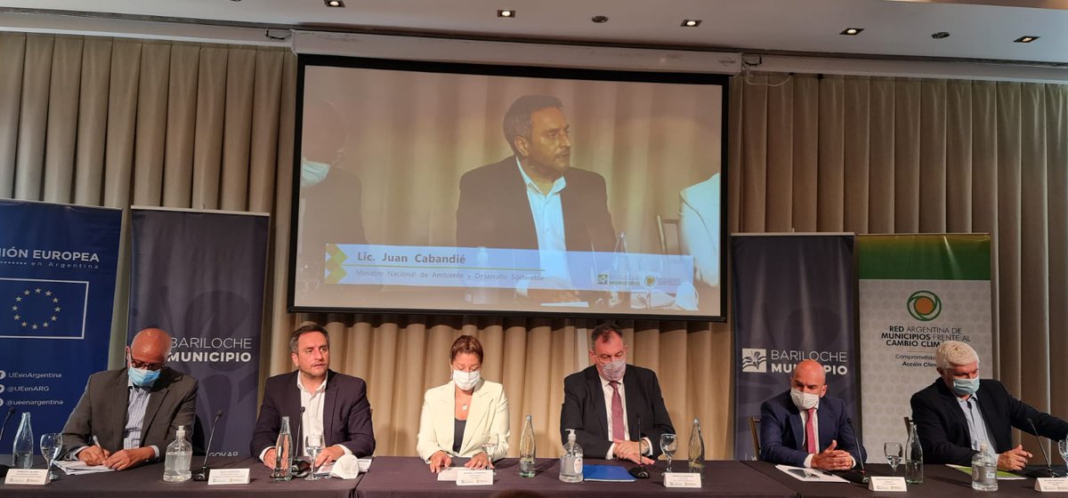 VillaelchoconM's tweet photo. #CambioClimático @DiFonzoNicolas presencia la III Asamblea de @ramcc_ar acompañando al Min. @juancabandie en #Apertura 
🌍Sumando herramientas para avanzar en los objetivos planteados . https://t.co/lFsffRryVf