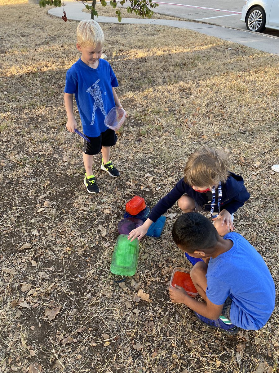 We built an ice sculpture to observe how objects change with heat. #GESShineOn