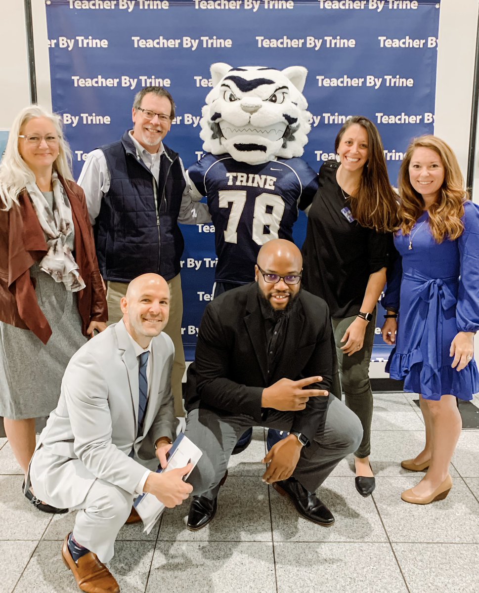 mltolin's tweet photo. We are so pumped to spend the day learning with over 133 future educators (and potential Trine students) from local high schools! #TeacherbyTrine @ProfGriffin06 @ProfATodd @ProfJBock @Drphildowns @TonyKlinePhD https://t.co/f7MKSjNPin