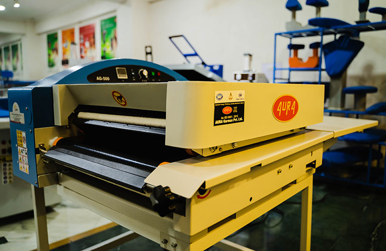 WelcoPvt's tweet image. AG-500 Fusing Machine
Continuous #FusingMachine Flow metric: (Advantage) LED technology that consumes less energy. High-Pressure, Low-Temperature #technology improves the quality of the Fusing on all type of garments...
For more details - welcogm.com/conveyor-type-…