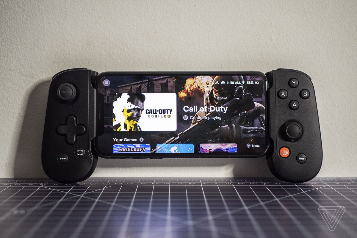 The iPhone 13 Pro’s camera bump is a problem for the Backbone controller theverge.com/2021/9/24/2269…