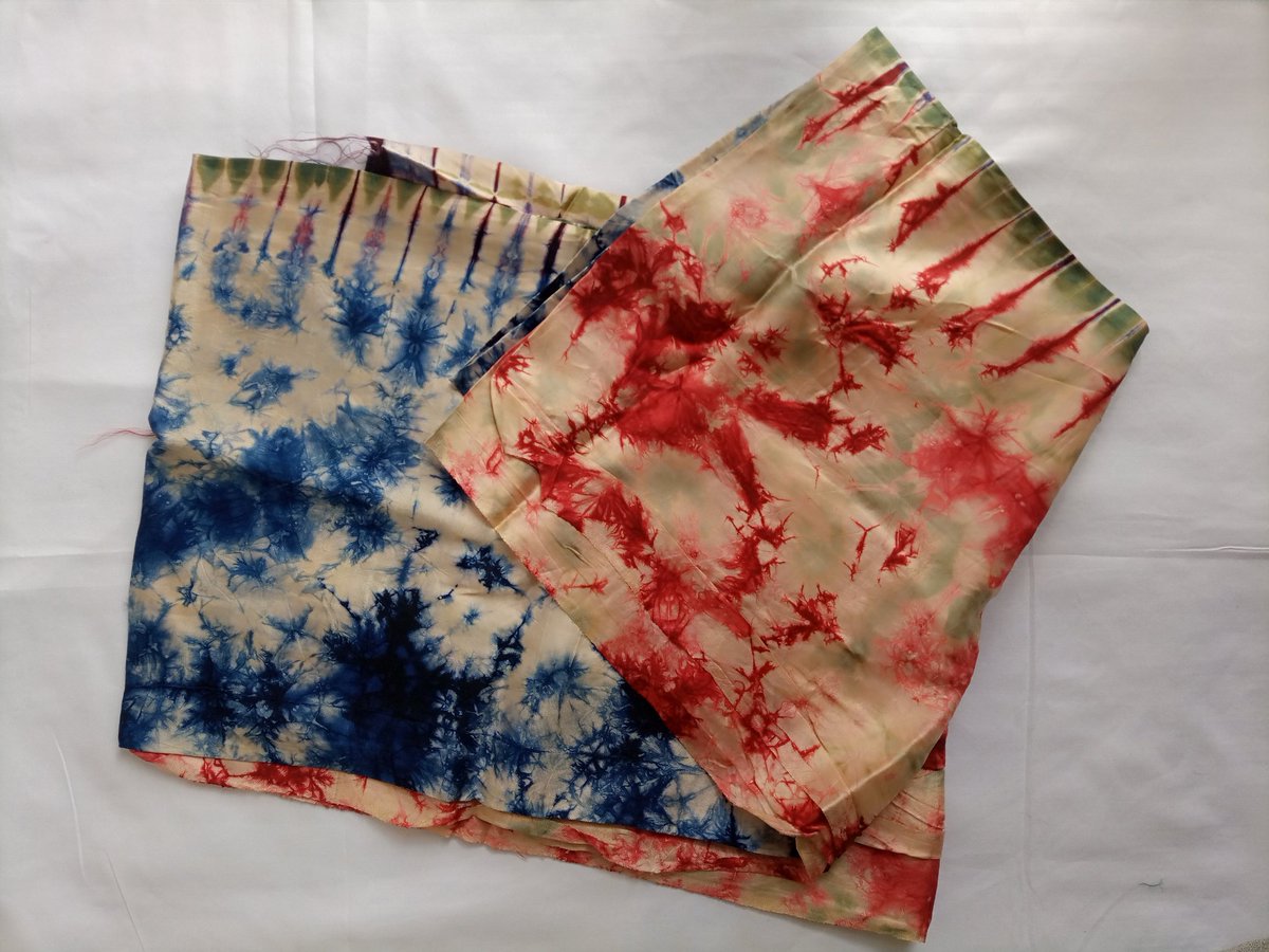 Deborahoyetunj1's tweet photo. Quality adire silk available in two colors.... Swipe right to see how it can be styled ππ #adiresilk #tiedye #silk #fashion #style #debsanCollection..... Kindly retweet and do well to patronize me too https://t.co/jhCXAMW5qK