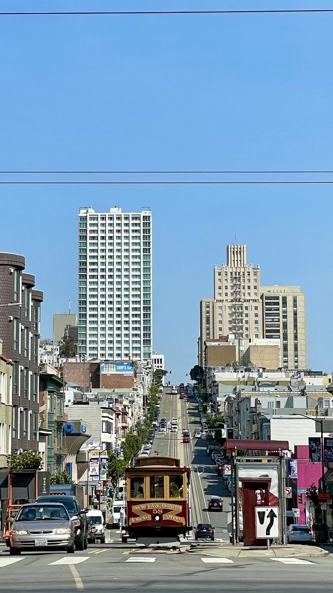 Miglu_Miglu's tweet photo. #SanFrancisco #California #travel #cablecar #vacation https://t.co/yKyItkm88v