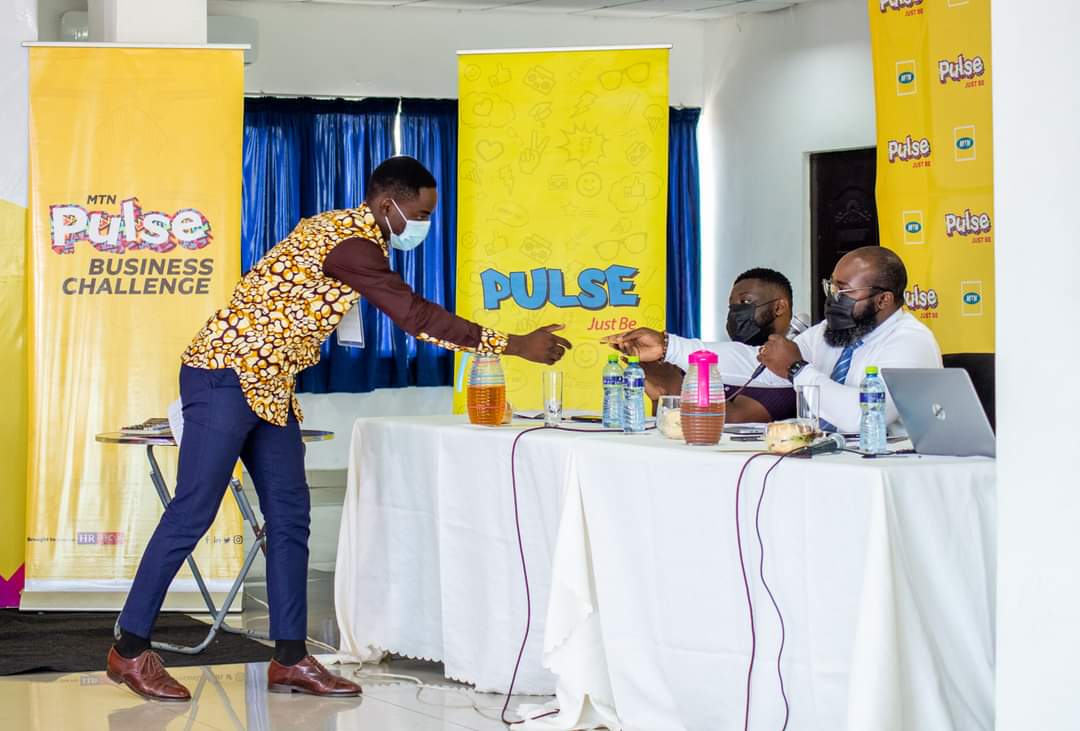 HRFocusU's tweet photo. Our judges gave yellow cards to some outstanding participants during yesterday’s elimination round.
Recipients of these cards include; 
@OfficerReginald @iamkuntu 
@thekwamenkrumah @the_one_KAJA
@Bubu_theGENT1 https://t.co/P3ruvjSSD1
