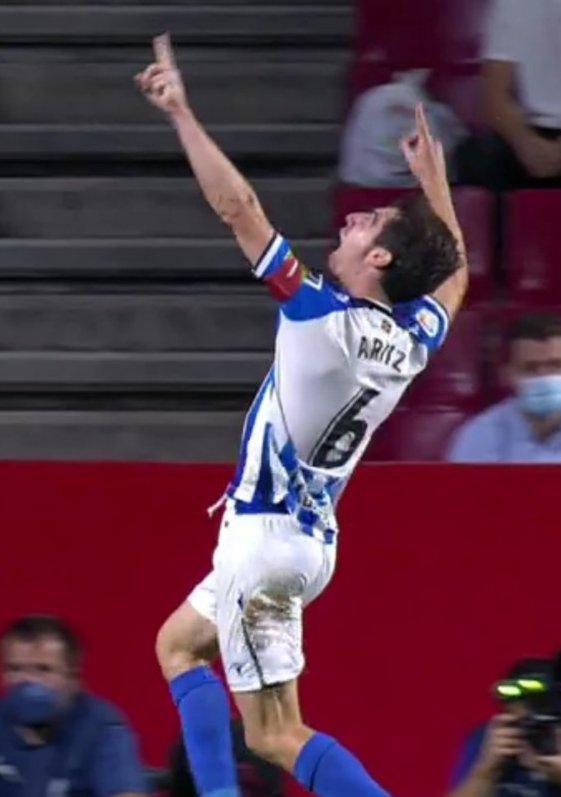 El mismo gesto, el mismo grito, la misma pasión, el mismo sentimiento
#AritzElustondo
#RealSociedad
          Hace 8 años                 Ayer