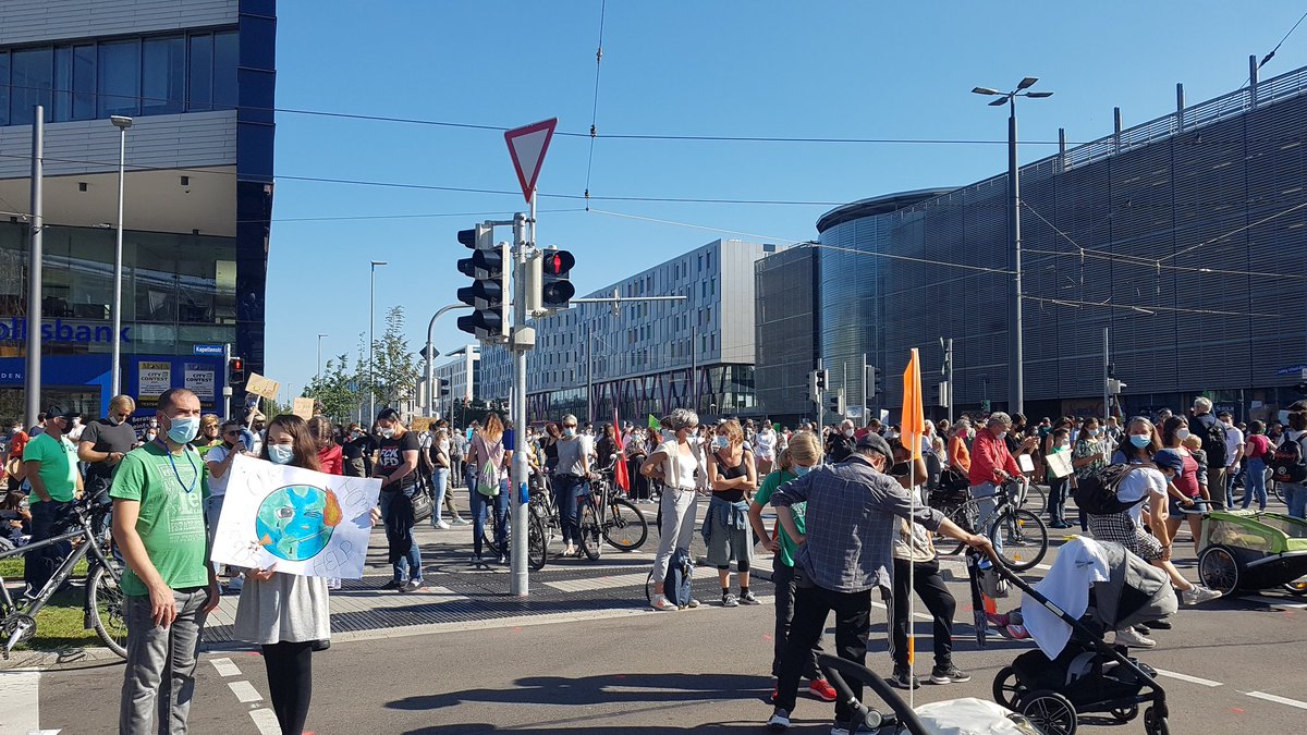 #Klimastreik in #Karlsruhe 

#AllefuersKlims