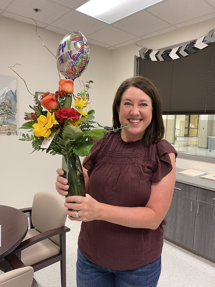 Lisa Simmons tweet media