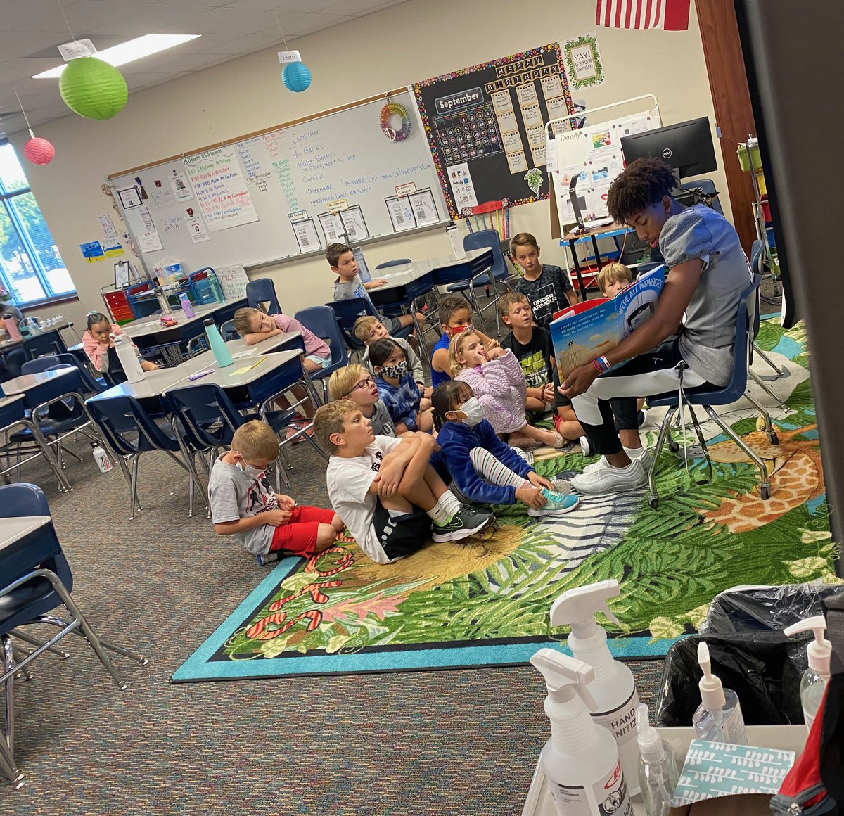 leopardfootball's tweet photo. What a great morning at Puster elementary reading to our young leopards! https://t.co/8xTyejdYvY