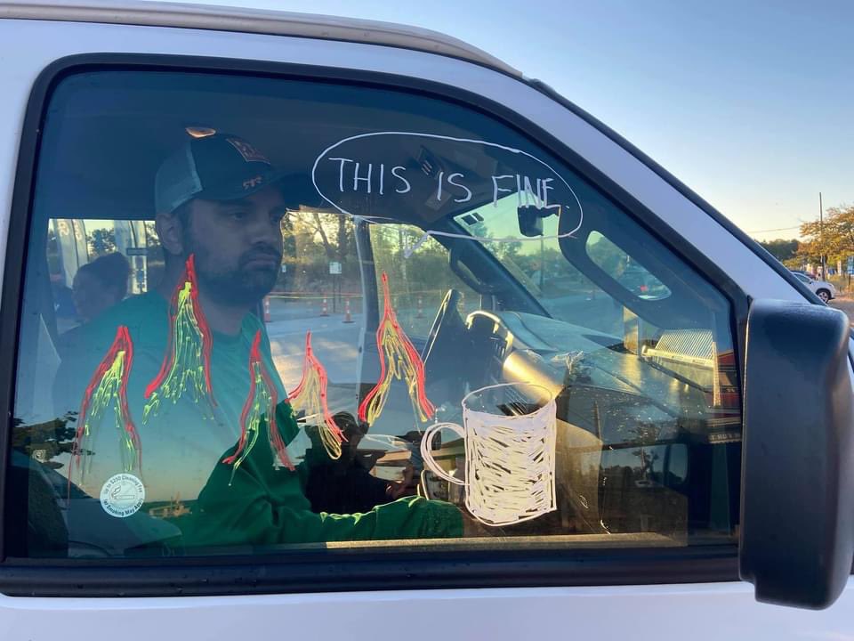 ElleMcPoopson's tweet photo. Ragnar is fully underway! #van1 #ThisIsFine https://t.co/y9SodbD8Dr