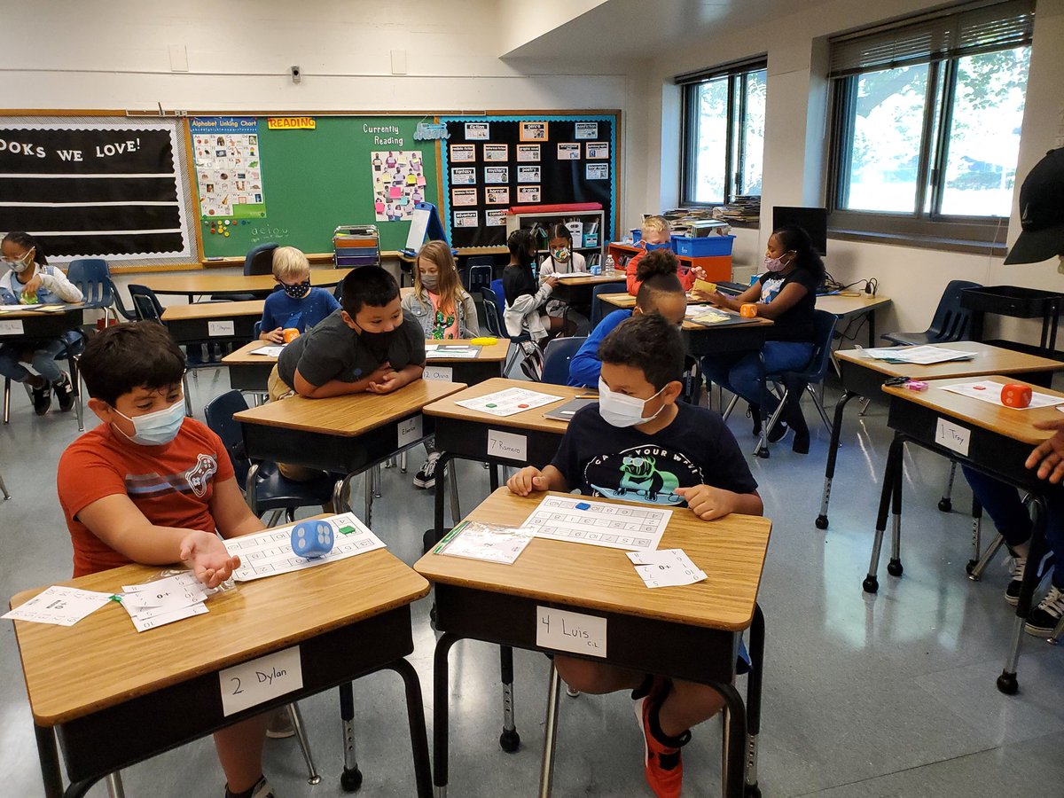 Fluency Friday in Ms. Epperson's 3rd grade class. So engaged!