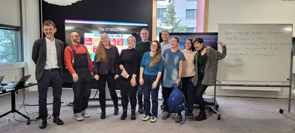 SystemsChangeFI's tweet photo. A huge THANK YOU to @NoraBateson, @jpheikkila Metanoia Instituutti and @Poreme @SitraFund for hosting the #systemschange ๐ซ๐ฎ gang in today's #WarmDataLab! ๐ฑ๐๐ค https://t.co/8A0y7CKz3s