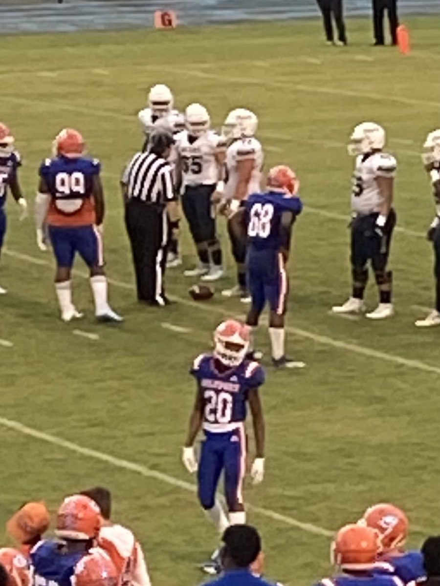 ii_felder's tweet photo. My first HomeComing tonight. Ready for the challenge hope you guys come out and support. #20Reasons https://t.co/rgnWsb0z5y