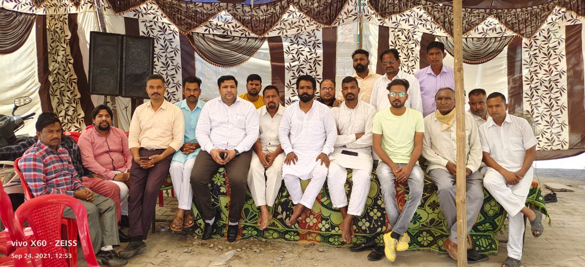 MasihCheeda's tweet photo. ਅੱਜ ਵੱਖ ਵੱਖ ਪਾਸਟਰ ਐਸੋਸੀਏਸ਼ਨ ਦੇ ਮੁਖੀਆਂ ਨੇ ਭੁੱਖ ਹੜਤਾਲ ਵਿੱਚ ਪਹੁੰਚ ਕੇ ਮਸੀਹੀ ਏਕਤਾ ਨੂੰ ਮਜ਼ਬੂਤ ਕੀਤਾ!ਅਤੇ ਭਰੋਸਾ ਦਵਾਇਆ ਕਿ ਮਸੀਹੀ ਕੌਮ ਹਰ ਵਾਰ ਦੀ ਤਰਾਂ ਇਸ ਵਾਰ ਵੀ  ਤੁਹਾਡਾ ਸਾਥ ਦੇਵੇਗੀ 🙏🏻 https://t.co/64R9OmvwEe