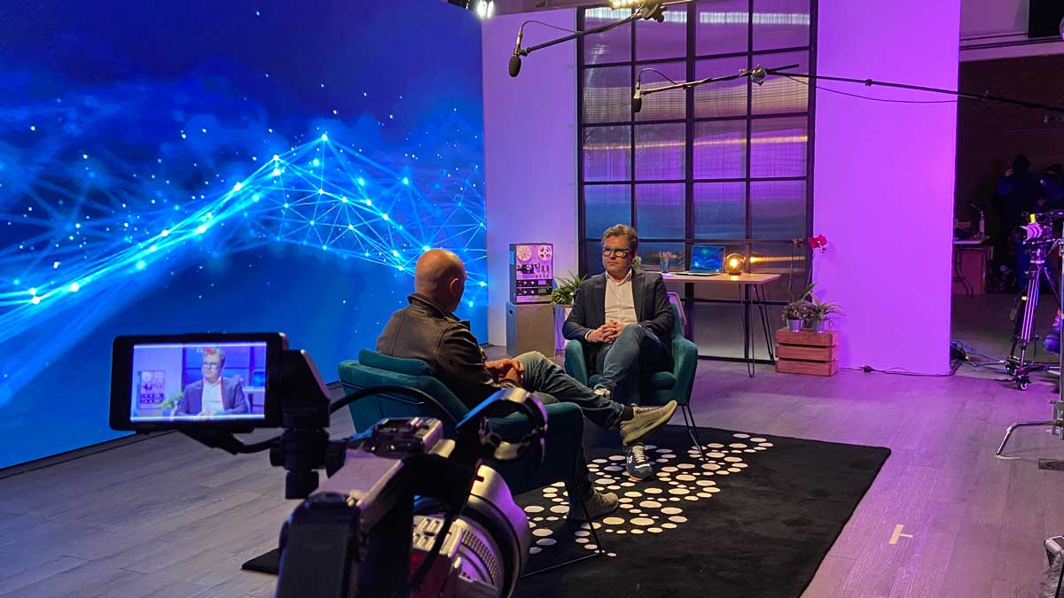 Ya está aquí el segundo capítulo de «Luz», el documental sobre IA y big data dlvr.it/S8F32x