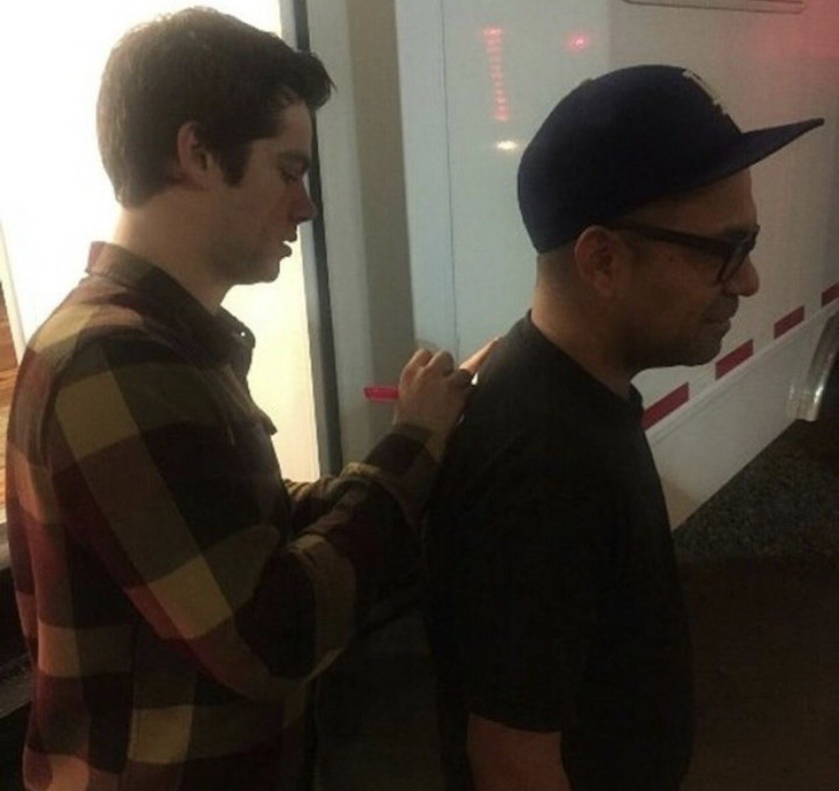 dylan o'brien behind the scenes of teen wolf season 6 ❤

4 YEARS WITHOUT TEENWOLF