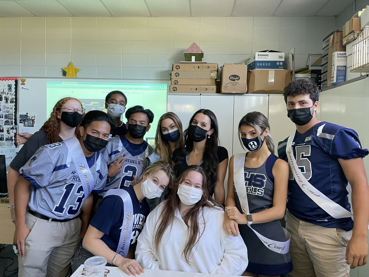 IbHowell's tweet photo. Last day of spirit week ππ€!! #ibdesigntech #family #howell #Homecoming2021 https://t.co/Yb2VMruM0S
