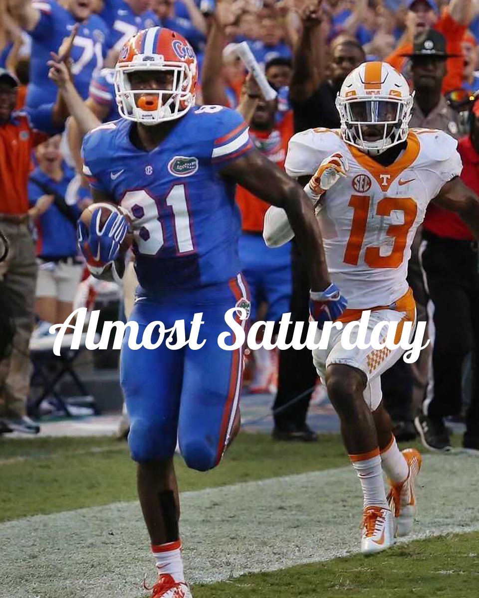 GatorsFB's tweet photo. Almost Saturday. 🤝 https://t.co/R2O94ScgAp