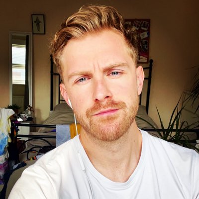 JSHDVS's tweet photo. #NewProfilePic https://t.co/zA5BWmN532
