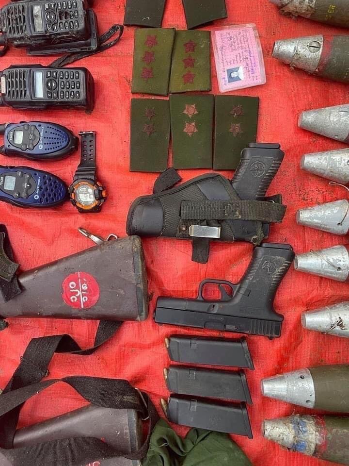 nicholas6284's tweet photo. BREAKING: another crushing defeat by fascist army unit LIB120 today 24th Sept in a battle against KIA+PDF co-op near Pinlebu Township. Total 25 casualties including many officers as evident in the photos.
#WhatsHappeningInMyanmar https://t.co/OVZSBj7vW8
