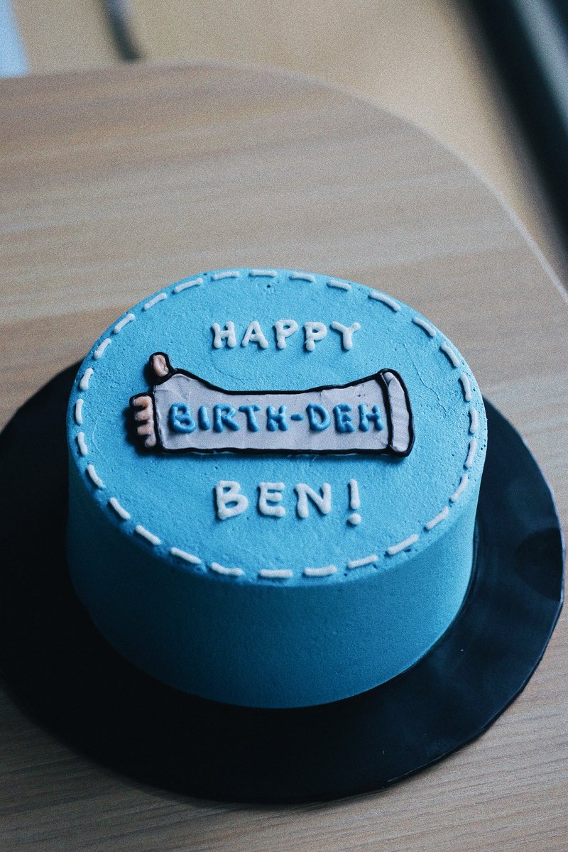 plvtties's tweet photo. Of course, to celebrate @BenSPLATT's birthday - I had to get a cake to celebrate this special day, as well as the release of @dehmovie. #HappyBirthDEHBen 💙 https://t.co/Bie3SNbSwO