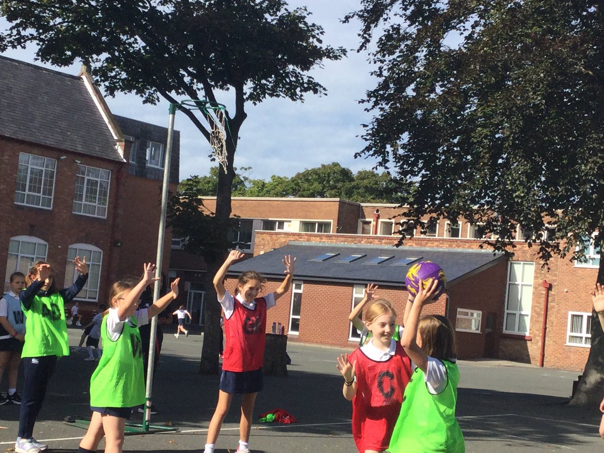 stmarys_prep's tweet photo. An excellent afternoon of games with Y5 and Y6 today. Warm up then netball matches followed. #keepingfit #gameslesson #drinkplentyofwater https://t.co/5Yb760NEhu