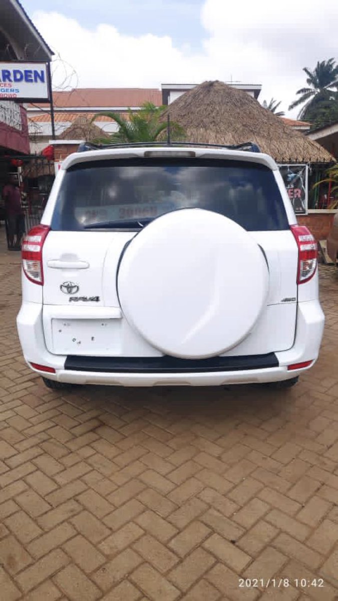 charles35864916's tweet photo. 2012 Toyota Rav4 for sale 2.0 for sale
65,000cedis
Milovan Rajevac #Coding4Ghana Maxwell Konadu Black Stars #Sexlife Otto Addo Darkovibes Rollies and Cigars https://t.co/NhGhvZLutP
