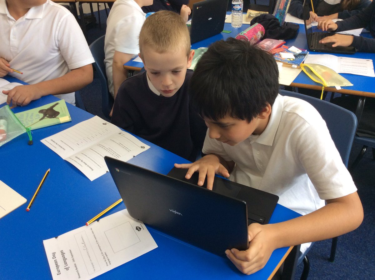 5A have had a lot of fun today celebrating European Day of Languages! We have been busy researching other languages and one of our pupils even taught us to count to 10 in Spanish! 🇪🇸🇫🇷🇮🇹🇩🇪#europeandayoflanguages <a href="/paganelschool/">Paganel Primary</a>