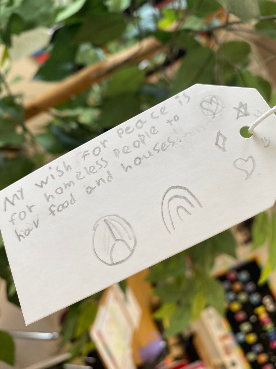 ChoozPeace's tweet photo. What is your wish for peace?!
☮️💫🌴
Wishes4PEACE activity by @HawkesBluffElem!
@browardschools
#choozpeace #choosepeaceweek #peaceweek #wishes4peace #peacewish #leadingthechange #browardprevention https://t.co/wFOanPwxpD