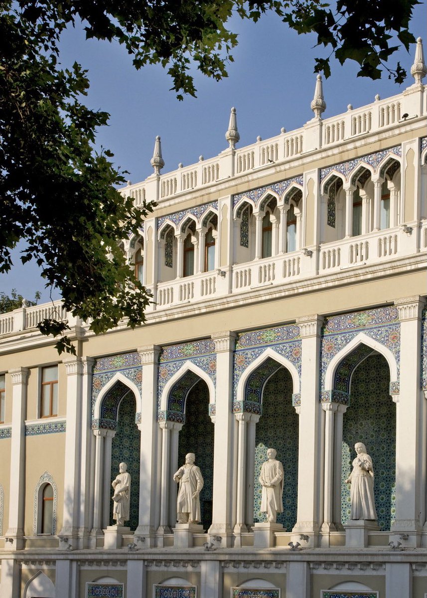 FSBaku's tweet photo. From the most beautiful architectural art pieces to the authentic places of Baku...Click the link below to check out our “Autumn with @fsbaku” guide to experience the golden season together with us:

https://t.co/mFMRijVTnp https://t.co/VmnhMMZLcC