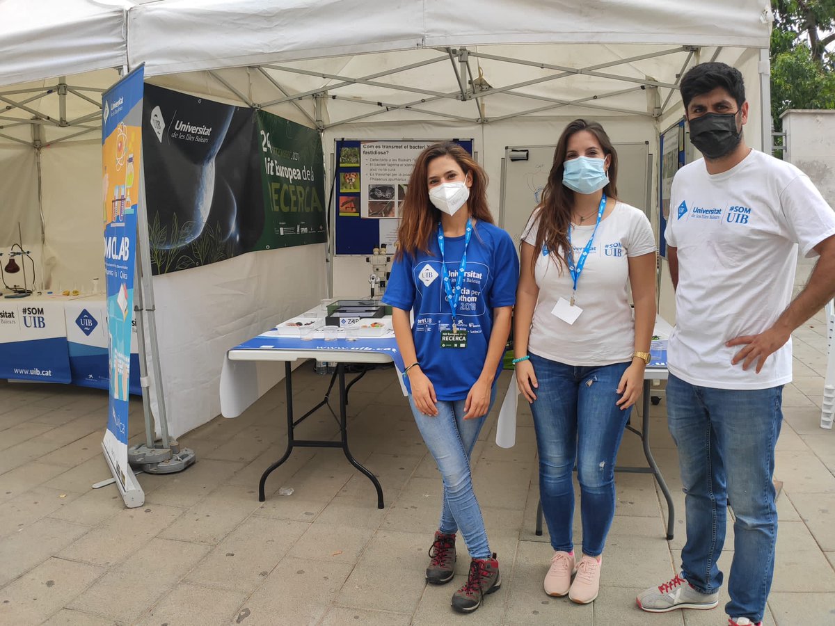 MAMirandaTweet's tweet photo. Qué suerte poder contar con este equipazo para el taller de #insectos de la #NitRecerca2021 Una actividad del proyecto @ento_e #bugsarecool https://t.co/yqDfc1Dl8Y