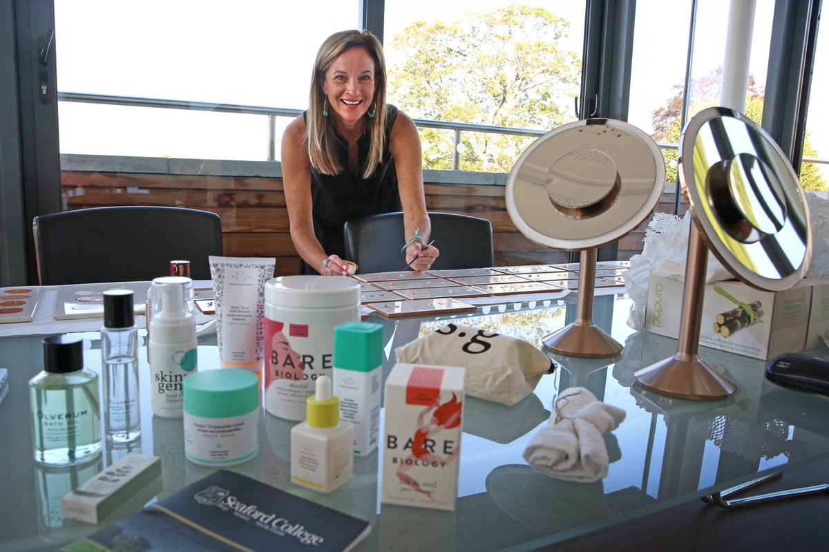 AJardella's tweet photo. Great workshop @SeafordCollege yesterday - wellbeing &amp; healthy skin care - part of our @360degreeskin schools programme - educational, from skincare to safe hygiene - teens workshop next week #educational #Wellbeing https://t.co/Ed5w97QAGa