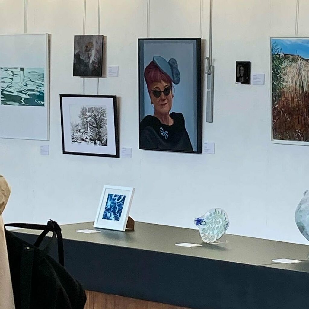 CEopenstudios's tweet photo. @caroltarnartist Really enjoyed visiting the Crouch End Open Studios group show last night at the Hornsey Library.Terrific work is on display from 51 artists.The show is open to the general public from today 12-6pm,Saturday11-5pm and Sunday 12-4pm. #crou… https://t.co/4LyqDBrsY5 https://t.co/VGBKcb9qH1