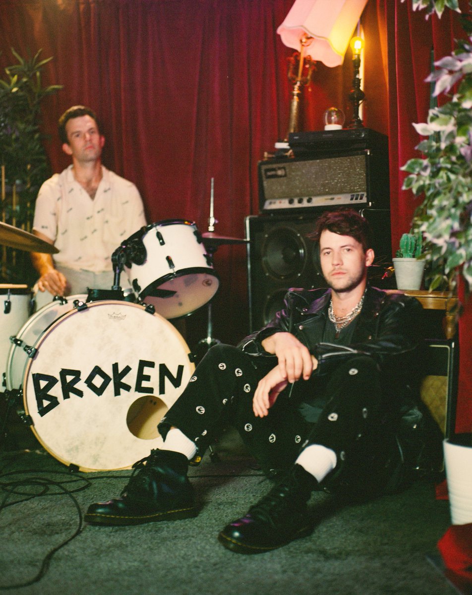 romesband's tweet photo. Sometimes we feel awesome. Sometimes we feel broken. Ain't no shame in that and no reason to hide our broken sides. Brokenasyou. out now. Please enjoy responsibly.
https://t.co/R7aueO9CVA https://t.co/FDZjTapM4f