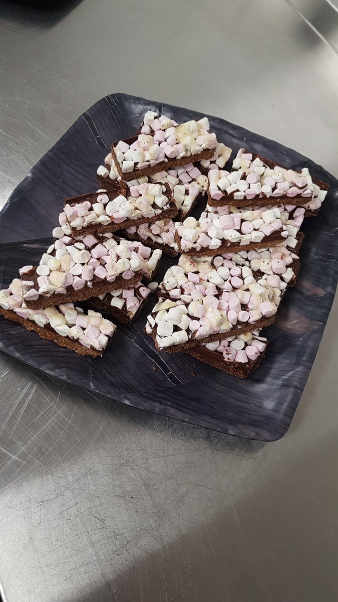 ConferencesN's tweet photo. These Traybakes are giving us Friday Vibes today, provided by our very own in-house catering team. 
#FridayFeeling #marshmallow https://t.co/LNU2E74D0L