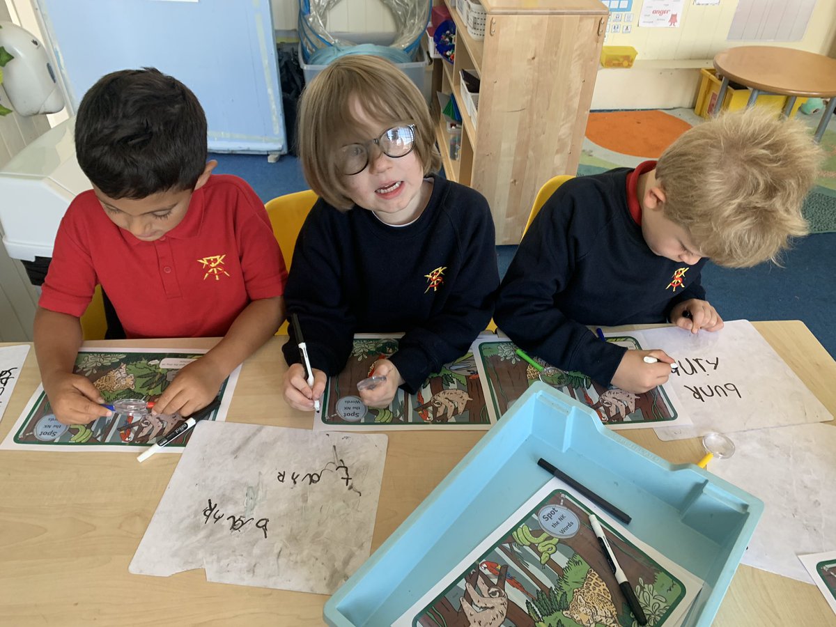 Superworms were sound investigators, searching the jungle for words with the ‘nk’ sound. <a href="/missmcgheetxp/">MissMcGhee 🍎</a>