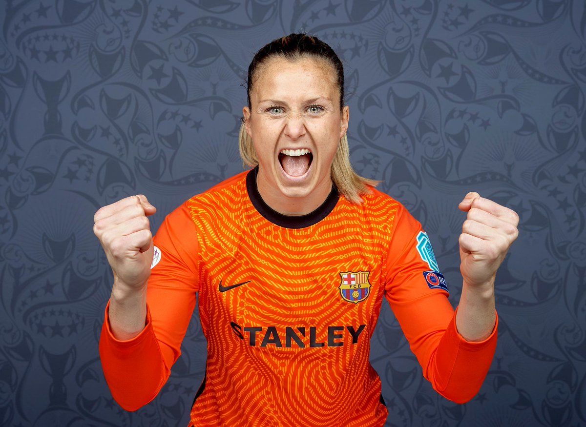 FutbolisticasES's tweet photo. Si tuvieráis que elegir solo a una🧤
¿Con cuál os quedáis?🌟

🔄  @marisabelrr1 
❤️ @sandra_panos1 https://t.co/WI1PmcPnjj