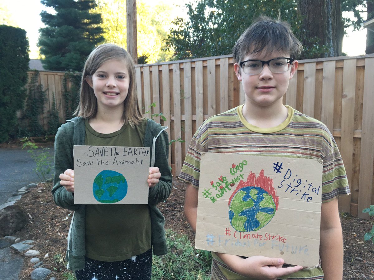 Abner4Action's tweet photo. Week 87

We need drastic climate action now. The effects of climate change are worsening. Portland had three heat waves this summer.

#GlobalClimateStrike #UprootTheSystem #ClimateAction #ClimateCrisis #ActOnClimate #FaceTheClimateEmergency #DigitalStrike #FFFPortlandMetro https://t.co/w84VKRHSPk