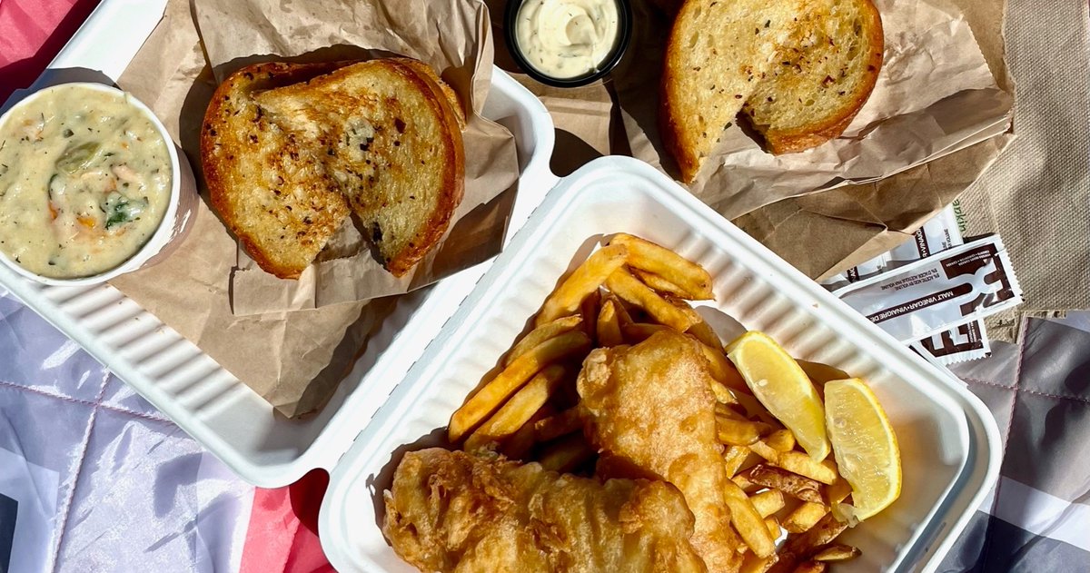 BarbsFishNChips's tweet photo. When does picnic season end (π°π§π§πͺπ€πͺπ’πππΊ)? There's still time to soak up the mid-day sun in the parks around James Bay π
#barbsfishandchips #viccity #victoriabc #victoriabuzz #victoriafoodie #victoriahype #yyj #yyjeats #yyjfoodie #yyjfoods #yyjfoodscene https://t.co/ltEB292urk
