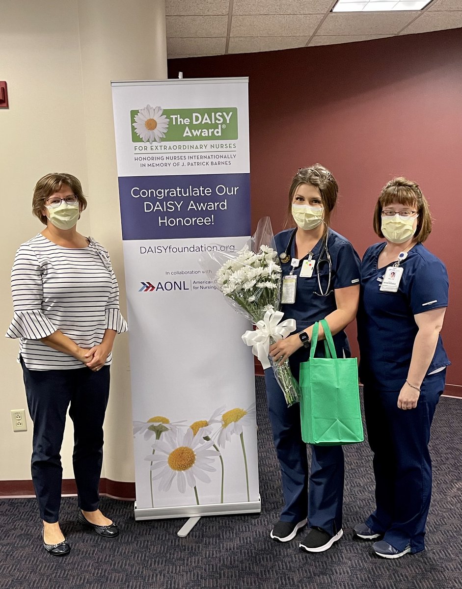 InGoodHealthFDL's tweet photo. St. Agnes Hospital recently recognized several nurses with DAISY Award for Extraordinary Nurses® honors. The award is part of The DAISY Foundation's mission to recognize the extraordinary, compassionate nursing care they provide patients and families. https://t.co/179Frdva6s https://t.co/1I6nJMnuBm