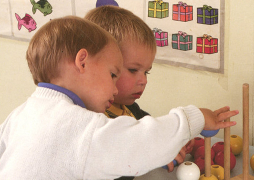 CsenOfficiel's tweet photo. 🚨Le #CSEN vous informe🚨 

💡Enseignement des #maths par #jeux &amp; #constructions d'objets matériels 💡
⏬
Parution du #texte  "Ouverture aux #Mathématiques  en #maternelle et au #CP "   
📔: https://t.co/SL2VPOiq85

@StanDehaene 
@GMF_assurances 
@reseau_canope 
@education_gouv https://t.co/GrcNJ2fEeB