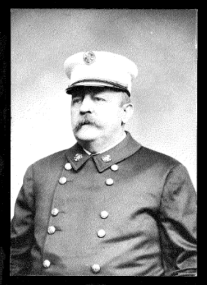 FiremansHall's tweet photo. #FireboatFriday #PFD150
Edward A. Waters was the first foreman of the city’s first true fire boat, the Edwin S. Stuart. He was promoted to Chief Engineer in 1911. Injured 41 times during his 38 years in the dept. he was said to be fearless. Learn more: https://t.co/X6lM0sxPqM https://t.co/GJLakmQt5y
