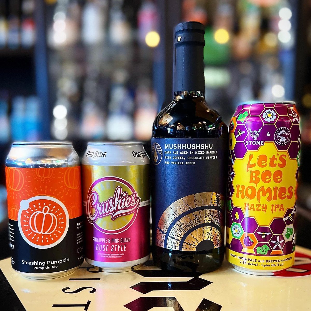 TheBeerTrappe's tweet photo. Today’s new beers: @StoneBrewing Let’s Bees Homies Hazy IPA, @rhinegeist Mushshushu, @OddSideAles Pineapple Pink Guava Crushie & @GravelyBrewing Smashing Pumpkins
#sharethelex #teamchevychase #lexingtonky #859together
#visitlex #kentucky #beer #locallex #craftbeer #teamkentucky https://t.co/dFnpMHOhAx