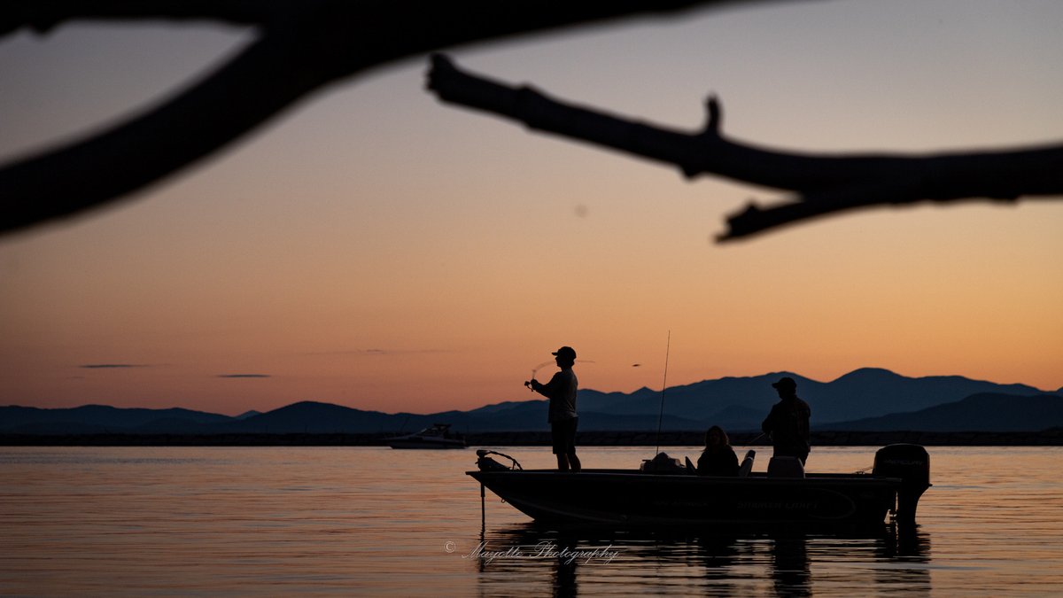 ChamplainEdu's tweet photo. R &amp; R, with a view.

📸  Jacob Mayotte '24 // Cybersecurity #ChampView #BTV https://t.co/yo9j4ml1mf